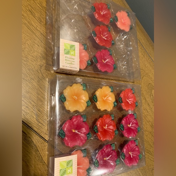 Hibiscus Floating Candles, 14 Total, 9 NIB & 5 NIB, clean and Smoke Free Home - Picture 7 of 16